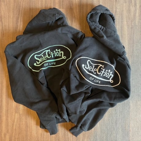 Selection of life. OVAL LOGO Zip Hoodie FADE BLACK×MINTGREEN