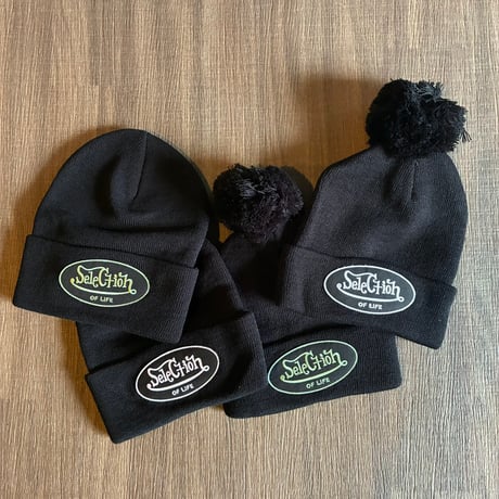 Selection of life. OVAL LOGO Bonbon Beanie BLACK×WHITE