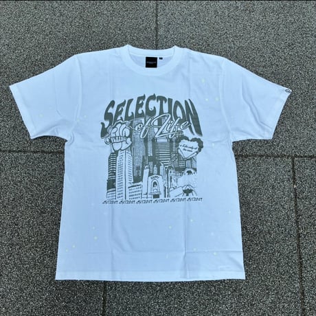 Selection of life. Self Touch-up City Graffic Tee WHITE