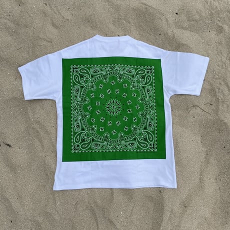 Selection of life. HAV-A-HANK Bandana Tee GREEN