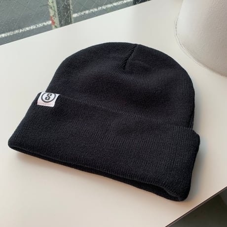 Selection of life. Old English Brand LOGO Beanie BLACK×WHITE