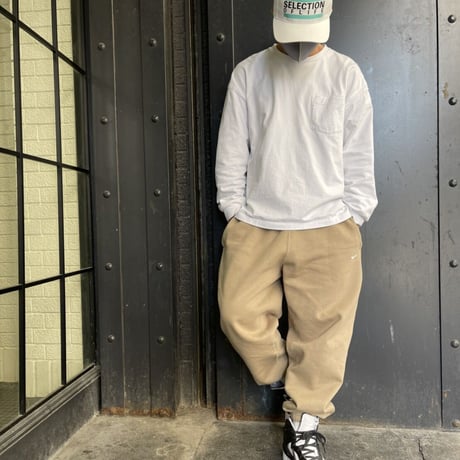 Selection of life. Bold Line LOGO Cap WHITE