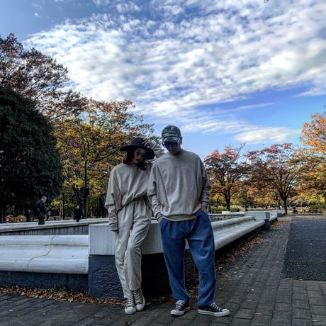 Selection of life. Suede Crew Sweat WHITE