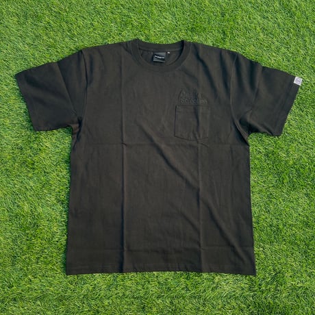 Selection of life. backward LOGO Pocket Tee BLACK
