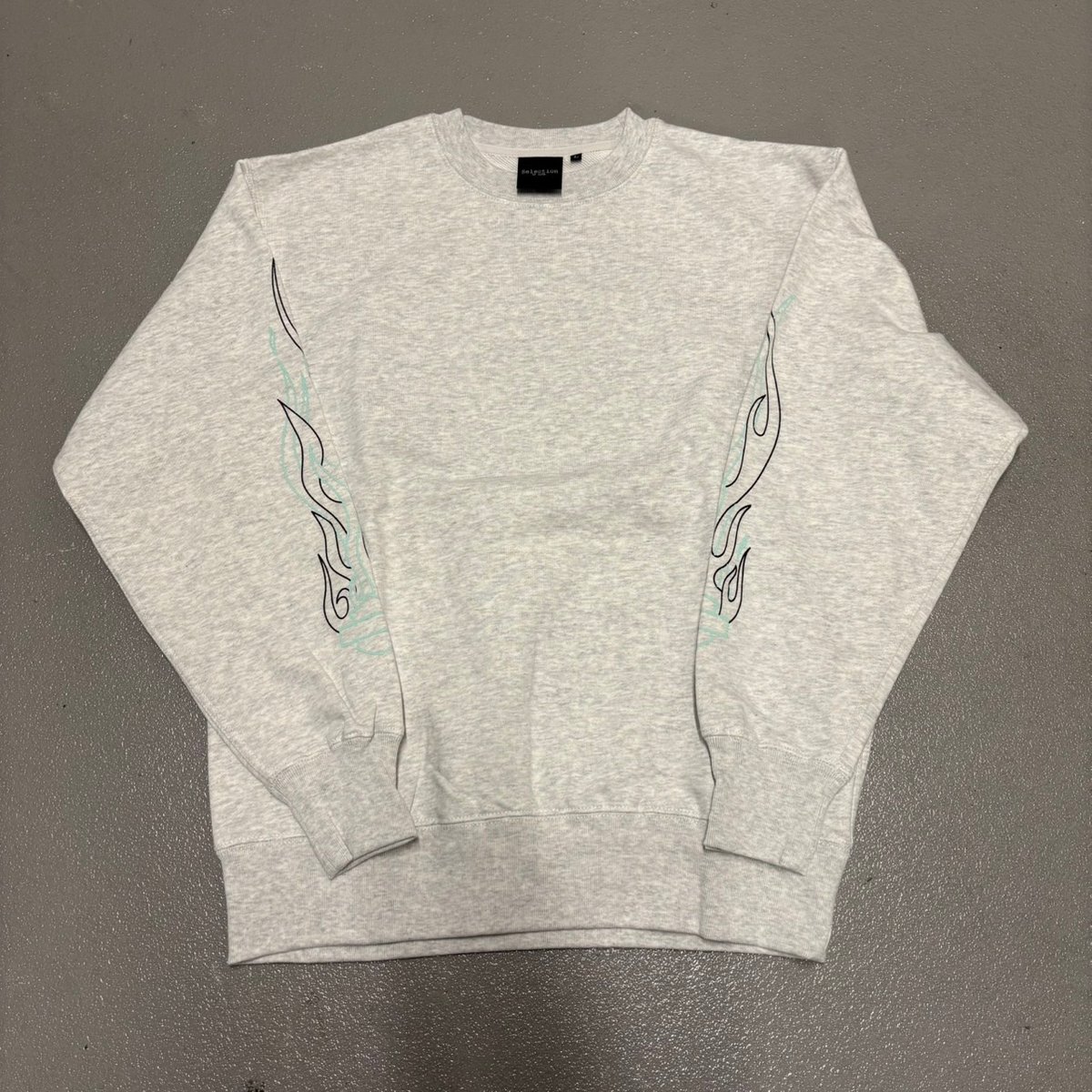 Selection of life. FIRE PATTERN Crew ASH×TURQUO