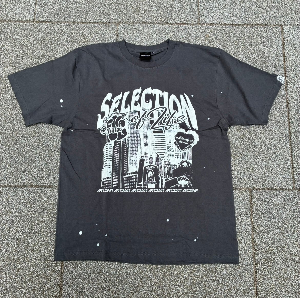 Selection of life. Self Touch-up City Graffic T