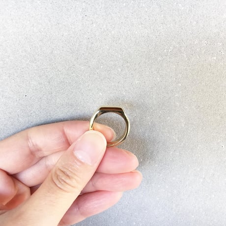 BRASS SIGNET SQUARE RING QUEEN
