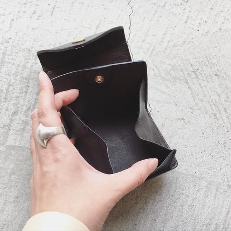 TRIANGLE MINI WALLET