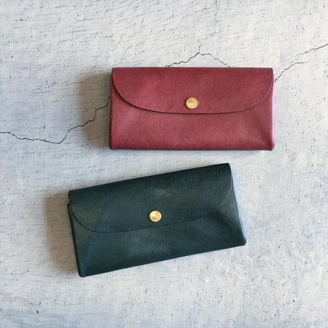 ONE LEATHER WALLET
