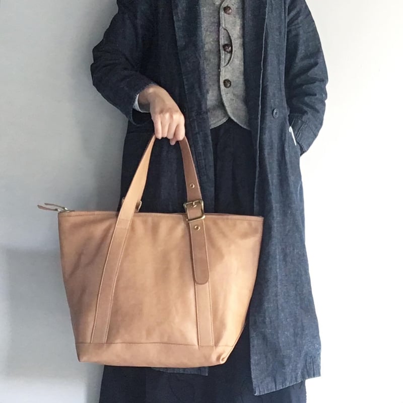 BUCKLE TOTE | Damasquina Store