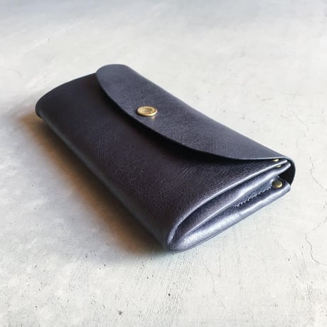 ONE LEATHER WALLET