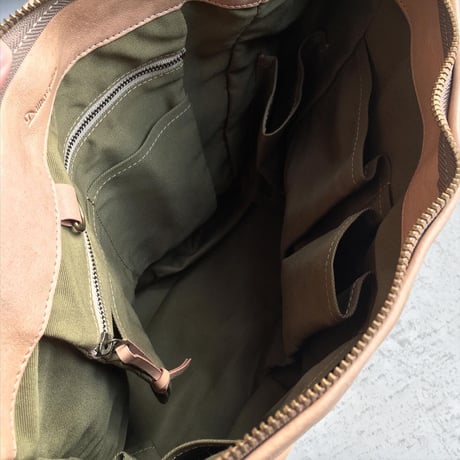 BUCKLE　SHOULDER BAG