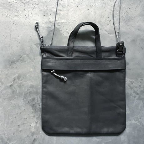 OUT LEATHER MINIMUM BAG