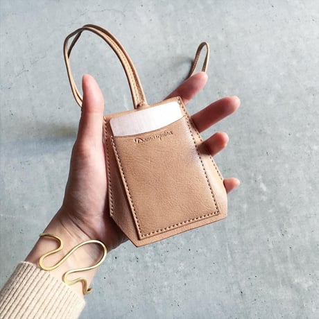 W KEY &PASS STRAP