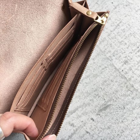 VINTAGE ACCORDION POUCH