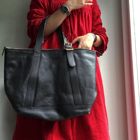 BUCKLE　TOTE