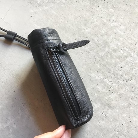 COMPACT SHOULDER WATER PROOF GOAT LEATHER