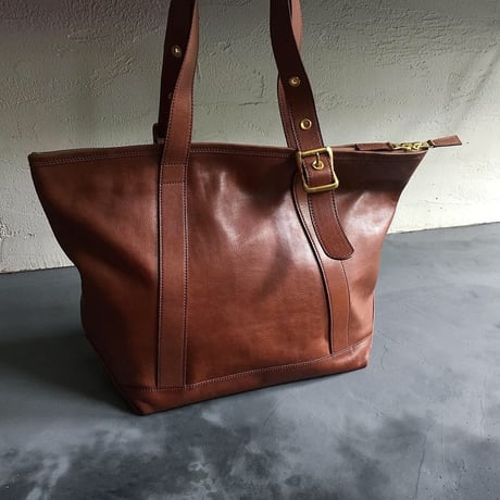 BUCKLE　TOTE