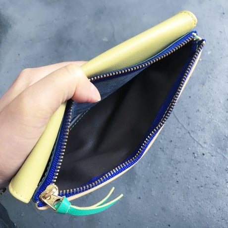 復活  限定品　Random  ROUND WALLET