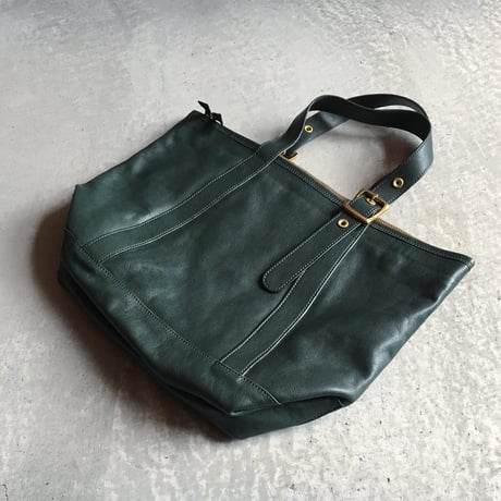 BUCKLE TOTE GREEN LIMITED