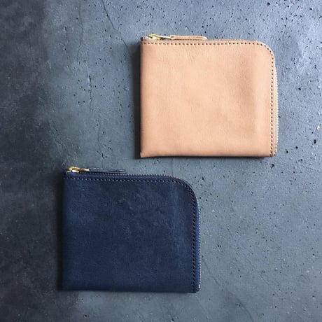 ONE LEATHER ZIP WALLET