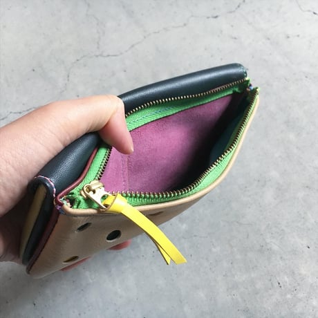 復活  限定品　Random  ROUND WALLET