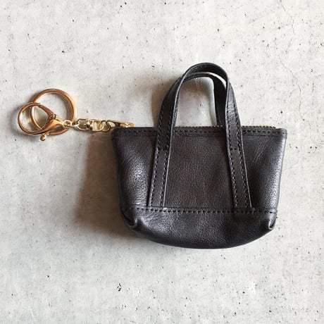 BUCKLE TOTE KEY HOLDER