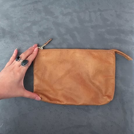 HORSE POUCH  L