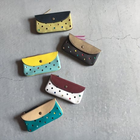 復活  限定品　Random  ROUND WALLET