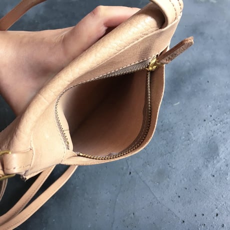POCKET SHOULDER BAG
