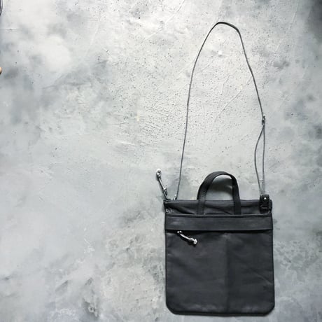 OUT LEATHER MINIMUM BAG