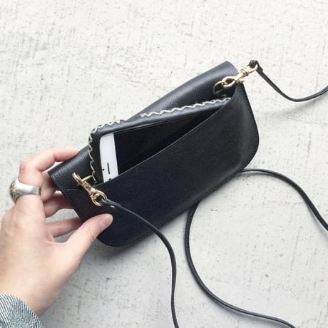 VINTAGE ACCORDION POUCH
