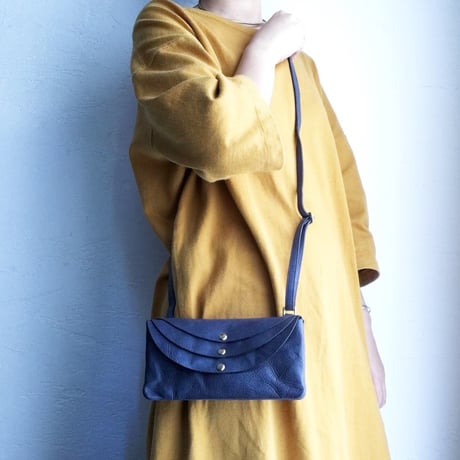3 POCKET POUCH