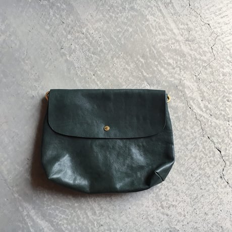 MAIL BAG  MEDIUM GREEN LIMITED