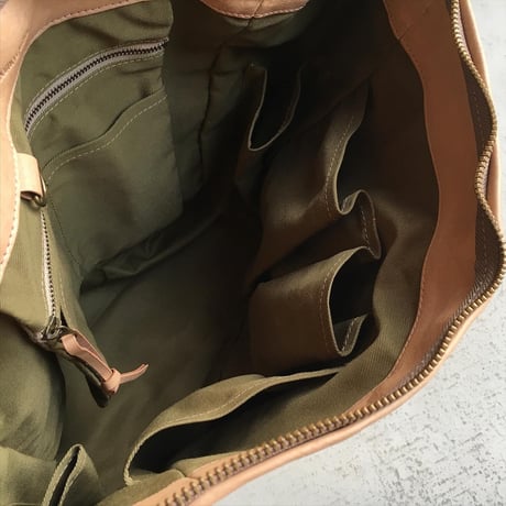 BUCKLE　SHOULDER BAG