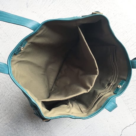 NEW DAMASQUINA TOTE  TURQUOISE LIMITED