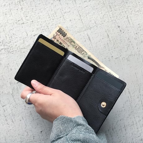 POCKET TRIANGLE WALLET