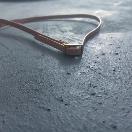 GRASS STRAP