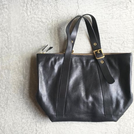 BUCKLE　TOTE