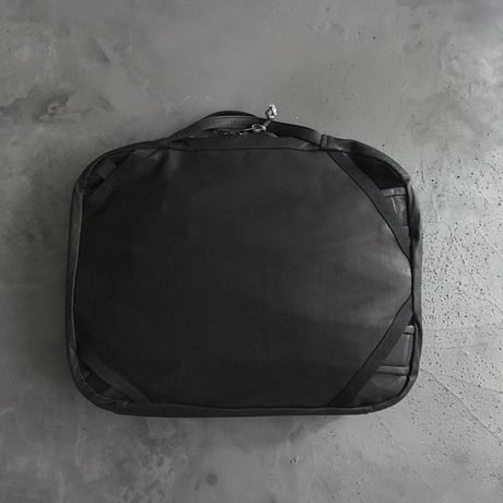 OUT LEATHER MISSION PACK