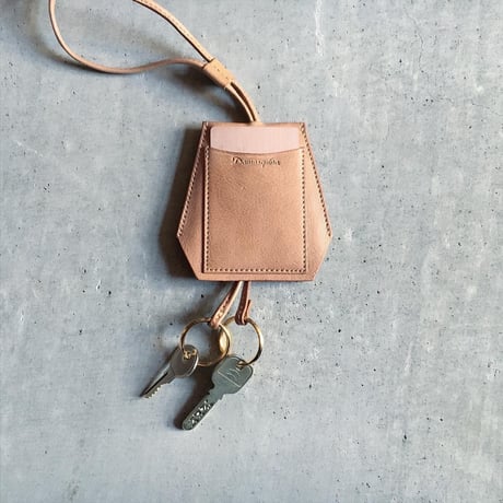 W KEY &PASS STRAP