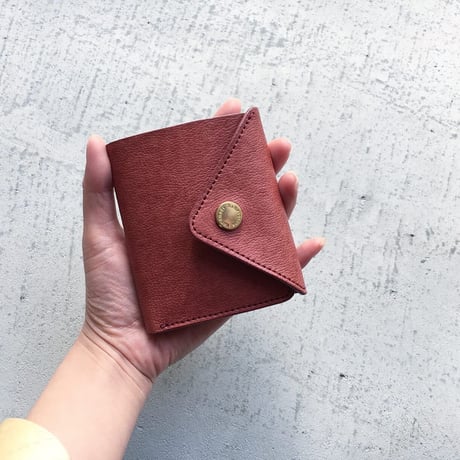 TRIANGLE MINI WALLET
