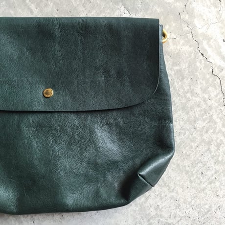 MAIL BAG  MEDIUM GREEN LIMITED