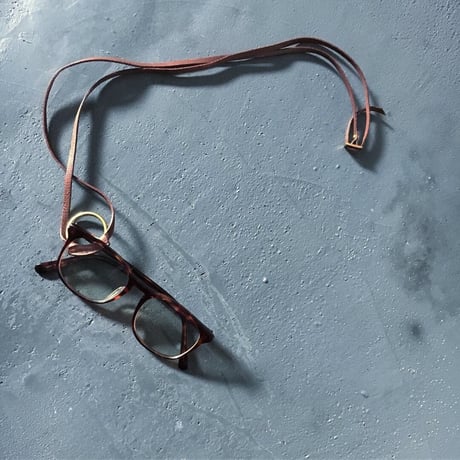 GRASS STRAP
