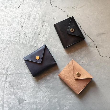 TRIANGLE MINI WALLET