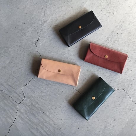 ONE LEATHER WALLET