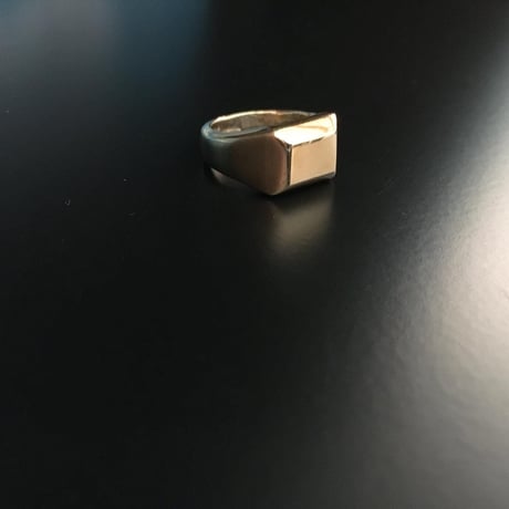 BRASS SIGNET SQUARE RING KING