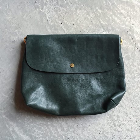 MAIL BAG  MEDIUM GREEN LIMITED