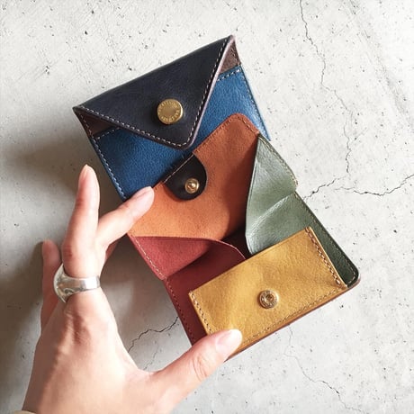 【予約】PATCHWORK TRIANGLE MINI WALLET