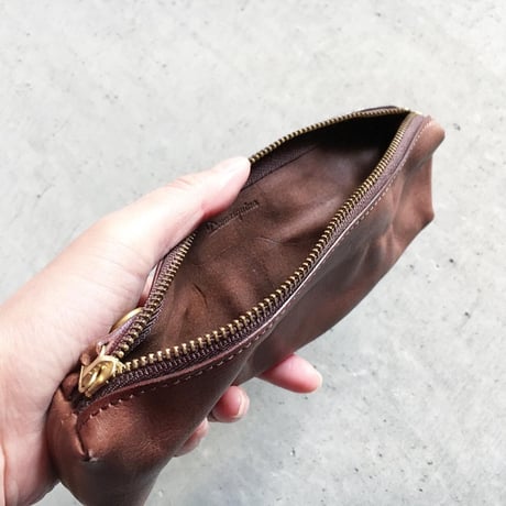 ZIP PEN CASE